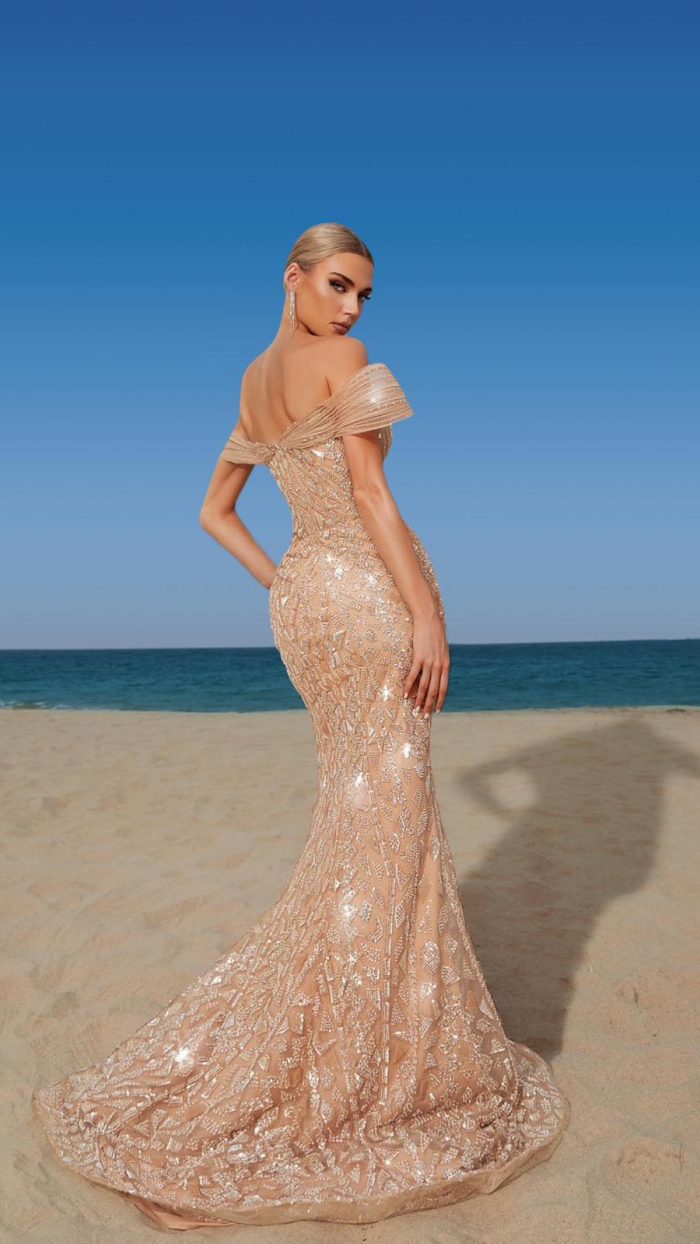 ⁦فستان سهرة ملكي⁩ - الصورة ⁦2⁩