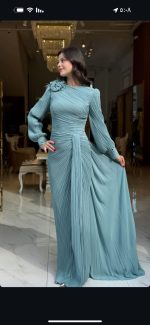 ⁦فستان راقي بلمسة جذابة⁩ - الصورة ⁦2⁩